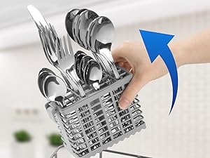 Ensemble de couverts soulevé dans un panier de rangement ou un chariot en treillis métallique, avec une flèche directionnelle bleue indiquant le mouvement vers le haut.