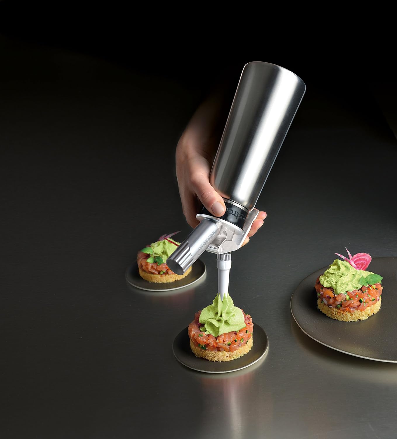 Mastrad - siphon professionnel 0,5 L inox - sauces, crèmes, mousses, tête démontable