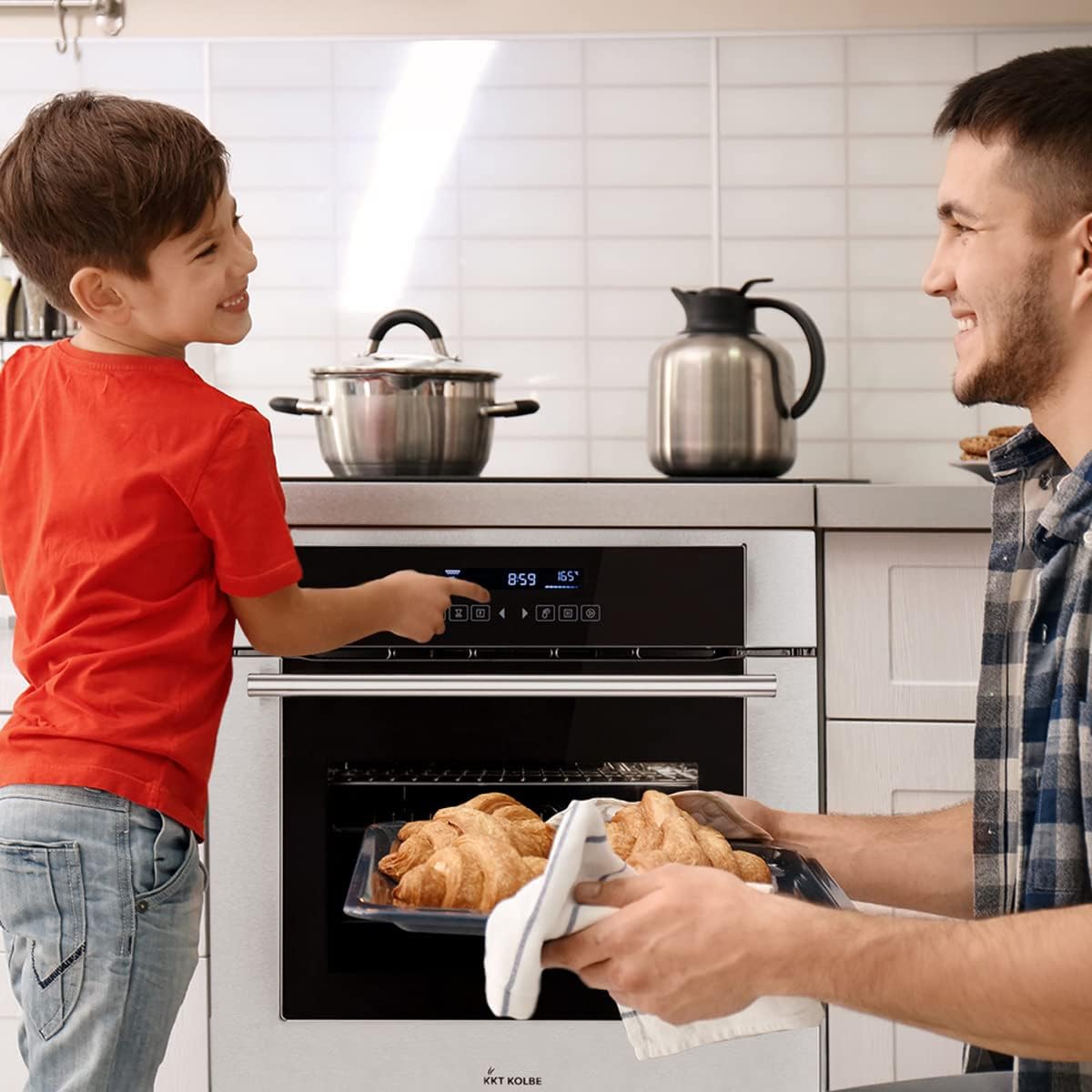 Four encastrable 60 cm - 70L, 3,3kW, gril, air chaud, double vitrage, EB8015ED