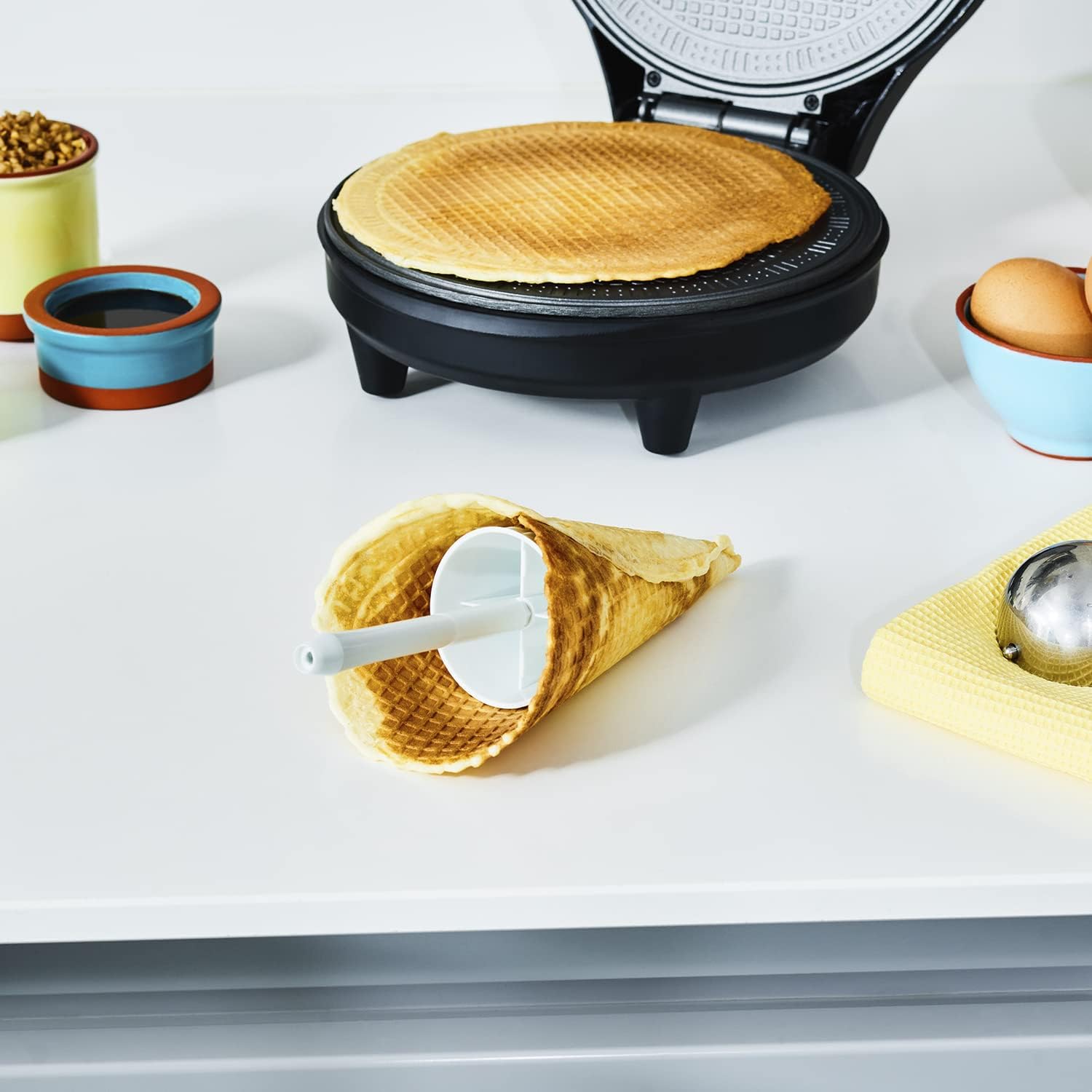 Tristar - WF-1170 - Gaufrier cornet glace 700W, diamètre 20 cm