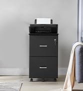 un classeur noir avec une imprimante sur le dessus.