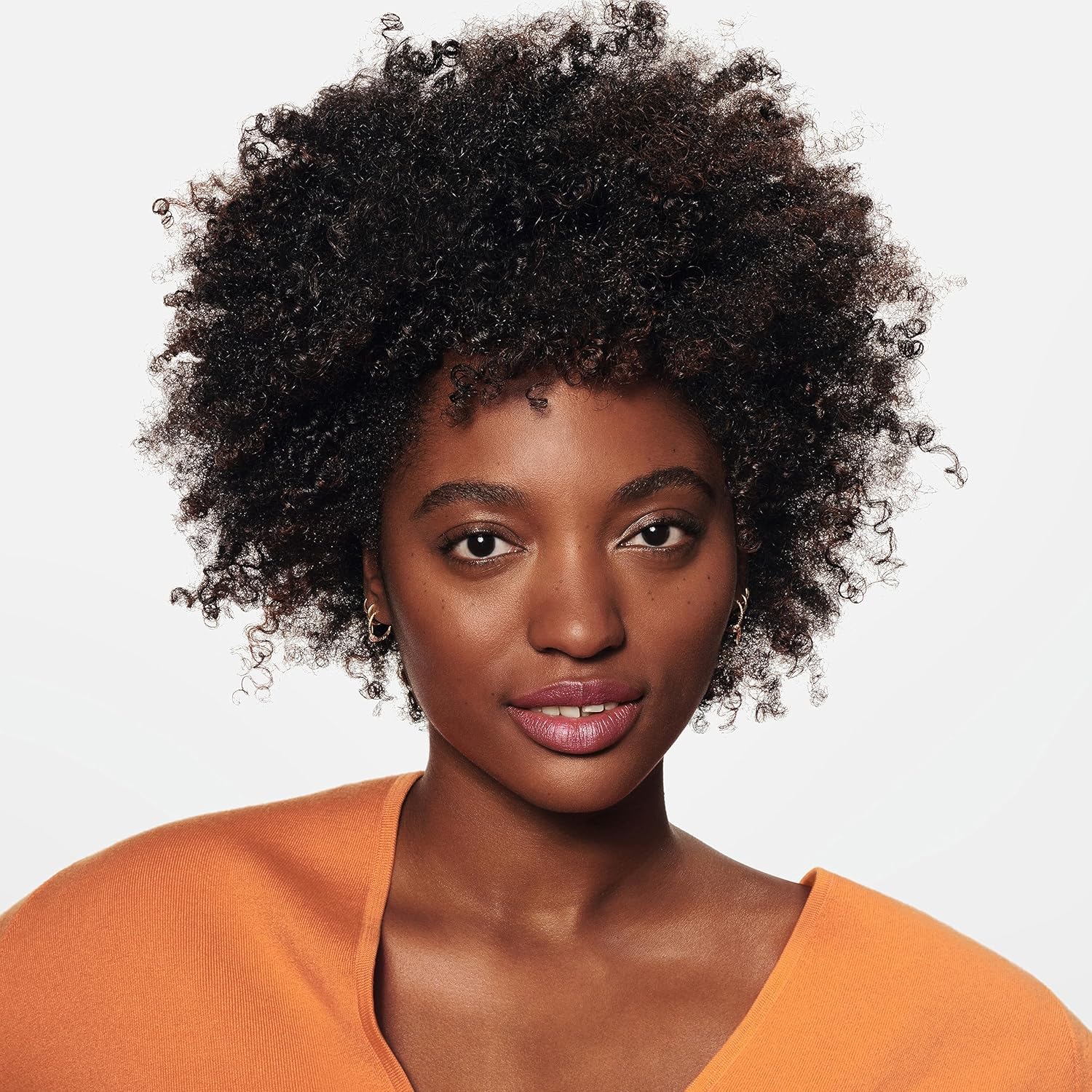 J'ai bien compris vos instructions. Veuillez fournir les titres de produits à reformuler.