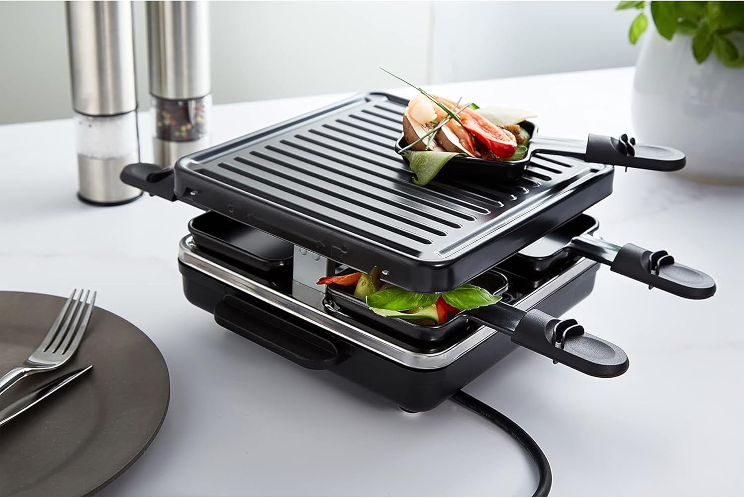 DOMO - raclette Just us - 4 personnes - 600W compact - DO9147G