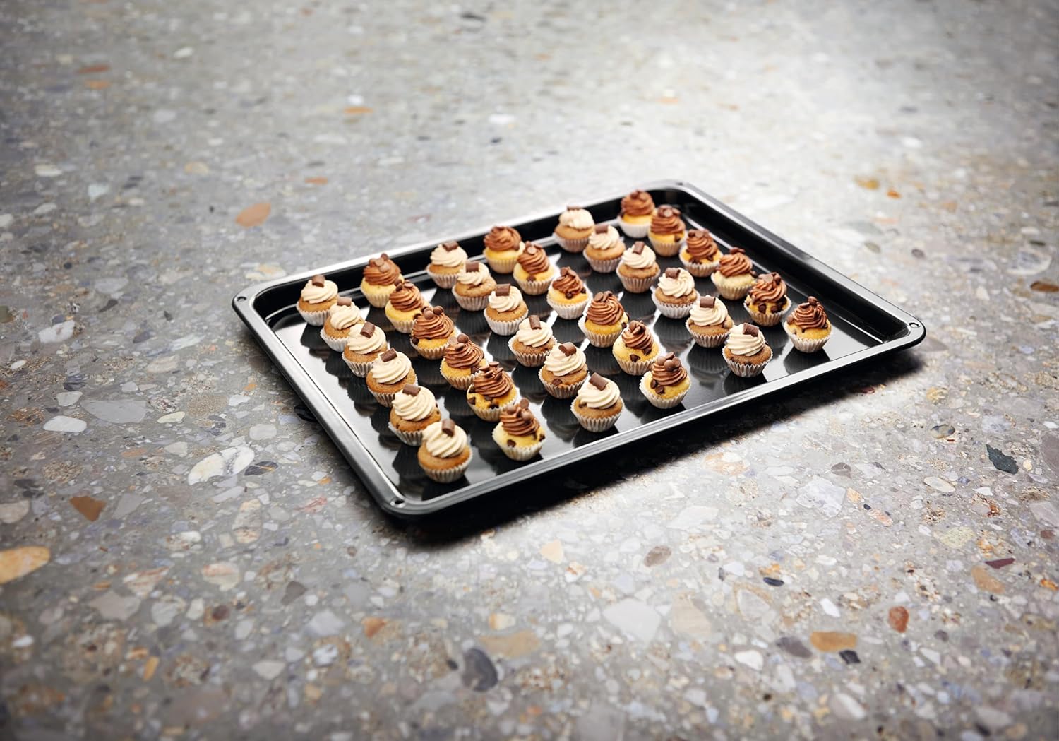 Electrolux - Four série 300 - 72L, convection, 7 fonctions, AquaClean, EOH3H54X